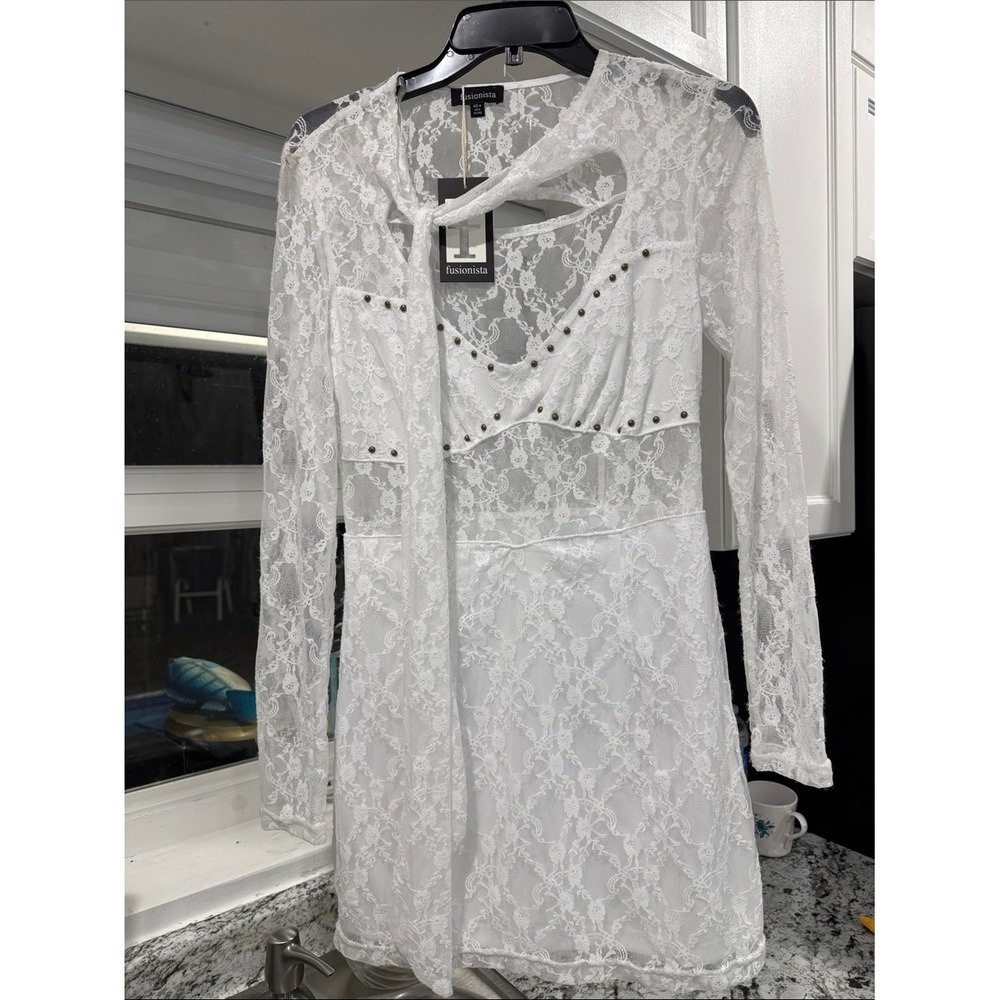 Fusionista Lace Mini Dress Womens Size Medium White Studded Keyhole Tie Neck
